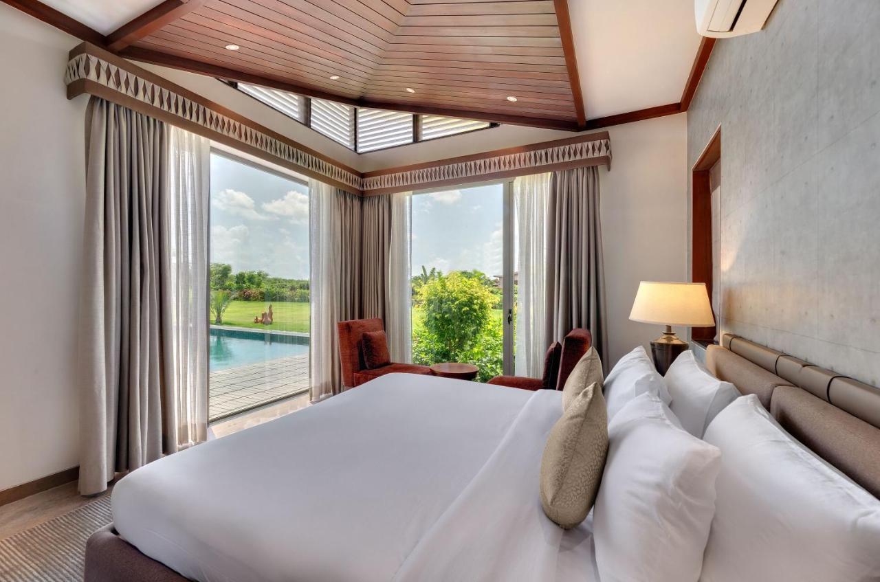 The Fern Royal Farm Resort, Anjār المظهر الخارجي الصورة