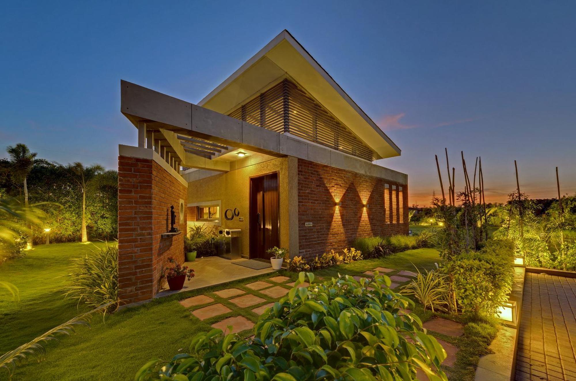 The Fern Royal Farm Resort, Anjār المظهر الخارجي الصورة